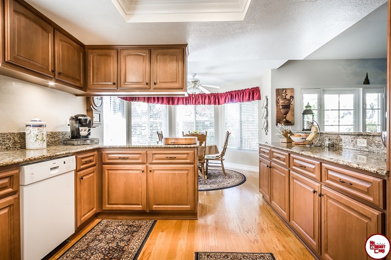 Kitchen remodeling & cabinet refacing in Corona and Southern California