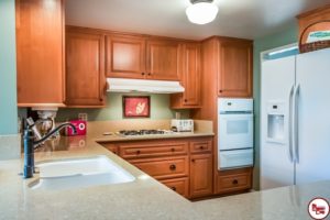 Kitchen remodeling & cabinet refacing in Placentia and Southern California