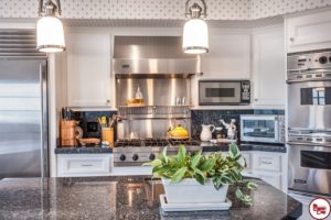 Kitchen remodeling & cabinet refacing in Robbins and Southern California
