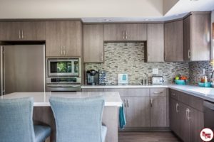 Kitchen remodeling & cabinet refacing in Lake Forest and Southern California