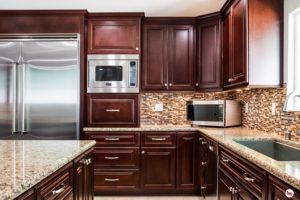 Kitchen remodeling & cabinet refacing in Lakewood and Southern California