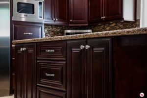 Kitchen remodeling & cabinet refacing in Lakewood and Southern California