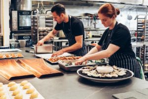6 Kitchen Ideas That You Can Learn From Restaurant Kitchens