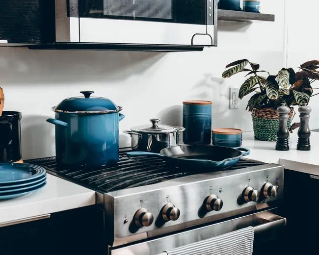 Tips For Organizing Pots and Pans