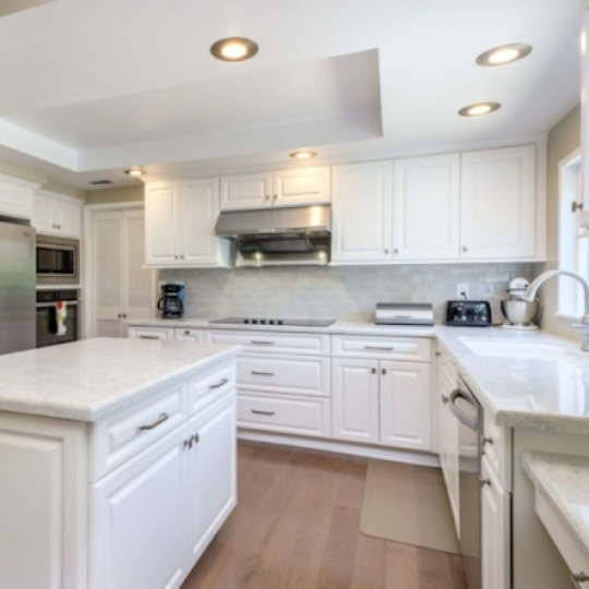 Kitchen Cabinets for West Covina