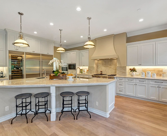 Trusted Cabinet Refacing Experts